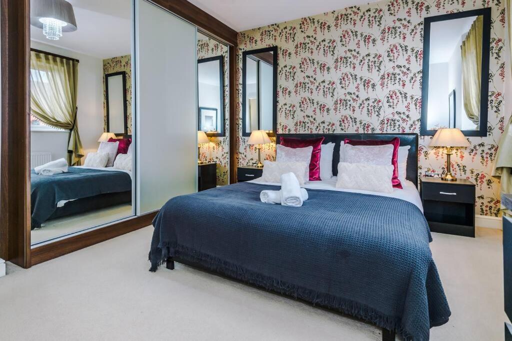 Stylish Townhouse Chester City Centre With Parking Exterior foto